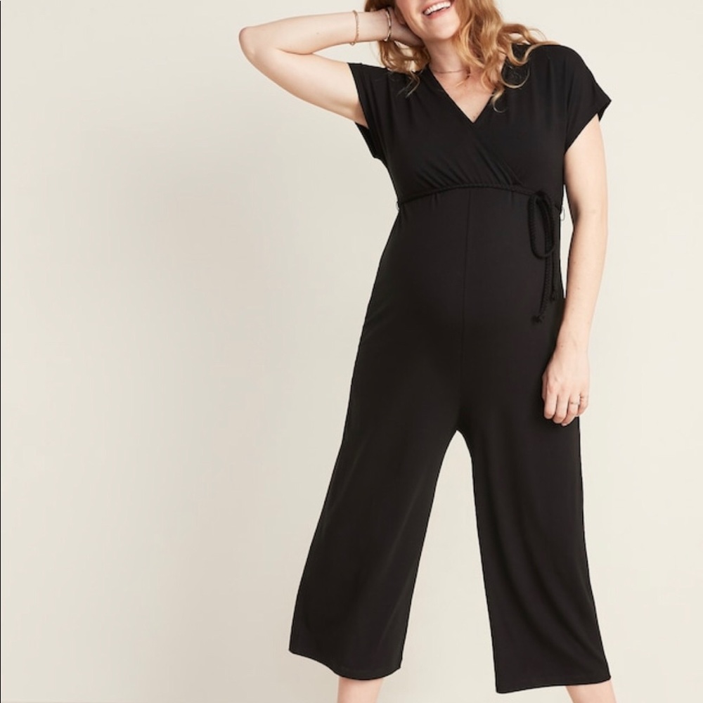 NWOT Old Navy Maternity tie belt jersey jumpsuit